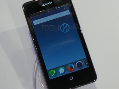 Huawei Ascend Y300II:    Firefox OS