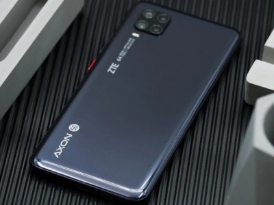   5G- ZTE Axon 11 SE   