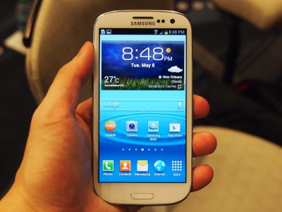 Samsung Galaxy S3    Android 4.4 KitKat