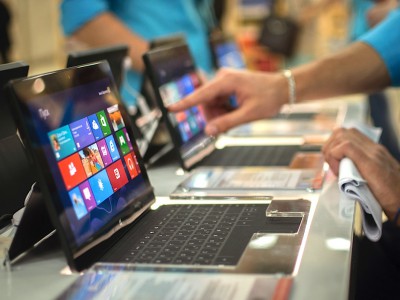 Microsoft Surface RT  Surface 2    Windows 10