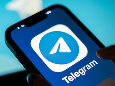  Telegram      