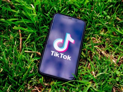   TikTok       