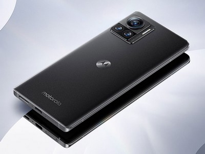 Motorola X30 Pro:  200   Snapdragon 8+ Gen 1   $519