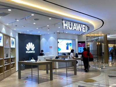     HUAWEI   