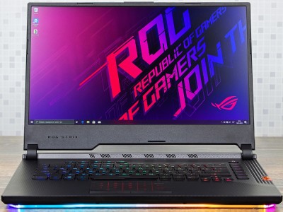   .  ASUS ROG Strix SCAR III