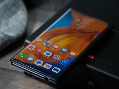  HUAWEI Mate Xs 2    