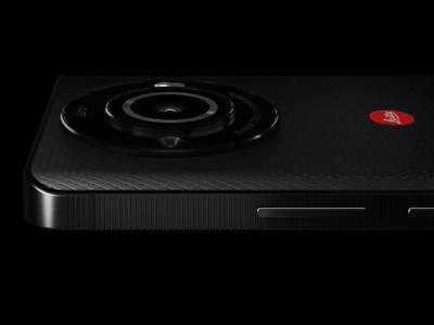 Leica   Leitz Phone 3