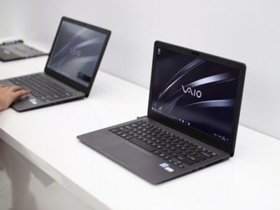 VAIO       