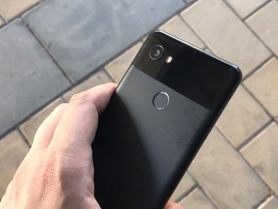  HTC Pixel 2 XL   []