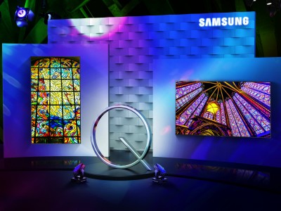 Samsung   ISE 2017   QLED Signage