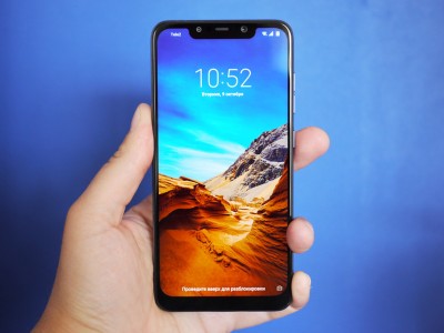 Pocophone F1     Android 10