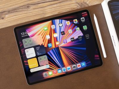 : Samsung   Apple iPad Pro