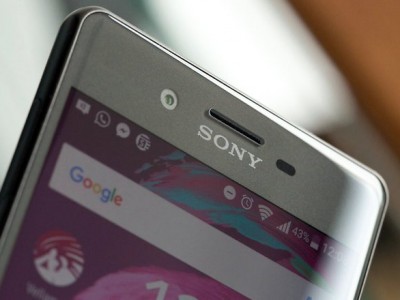 Sony Xperia X      