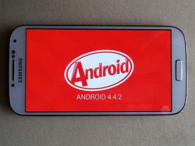  Android 4.4.2 KitKat   Galaxy S4