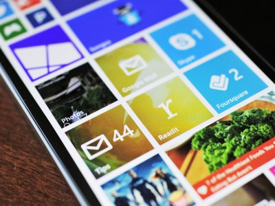 Microsoft  WP 8.1 Update 2  Windows 10  