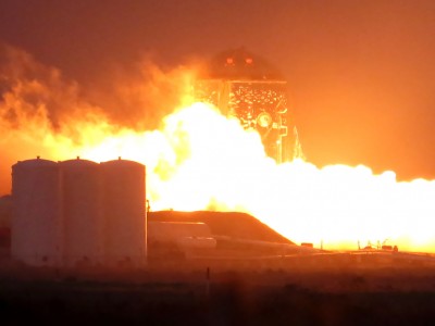 SpaceX       Starhopper