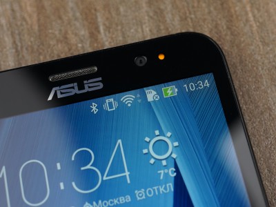  ASUS Zenfone 2:  