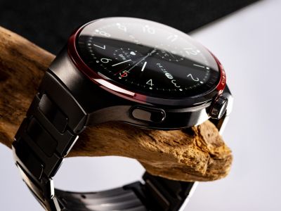  HUAWEI WATCH 4 Pro:     