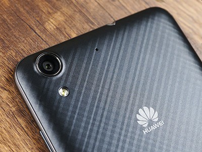  Huawei Y6II:   