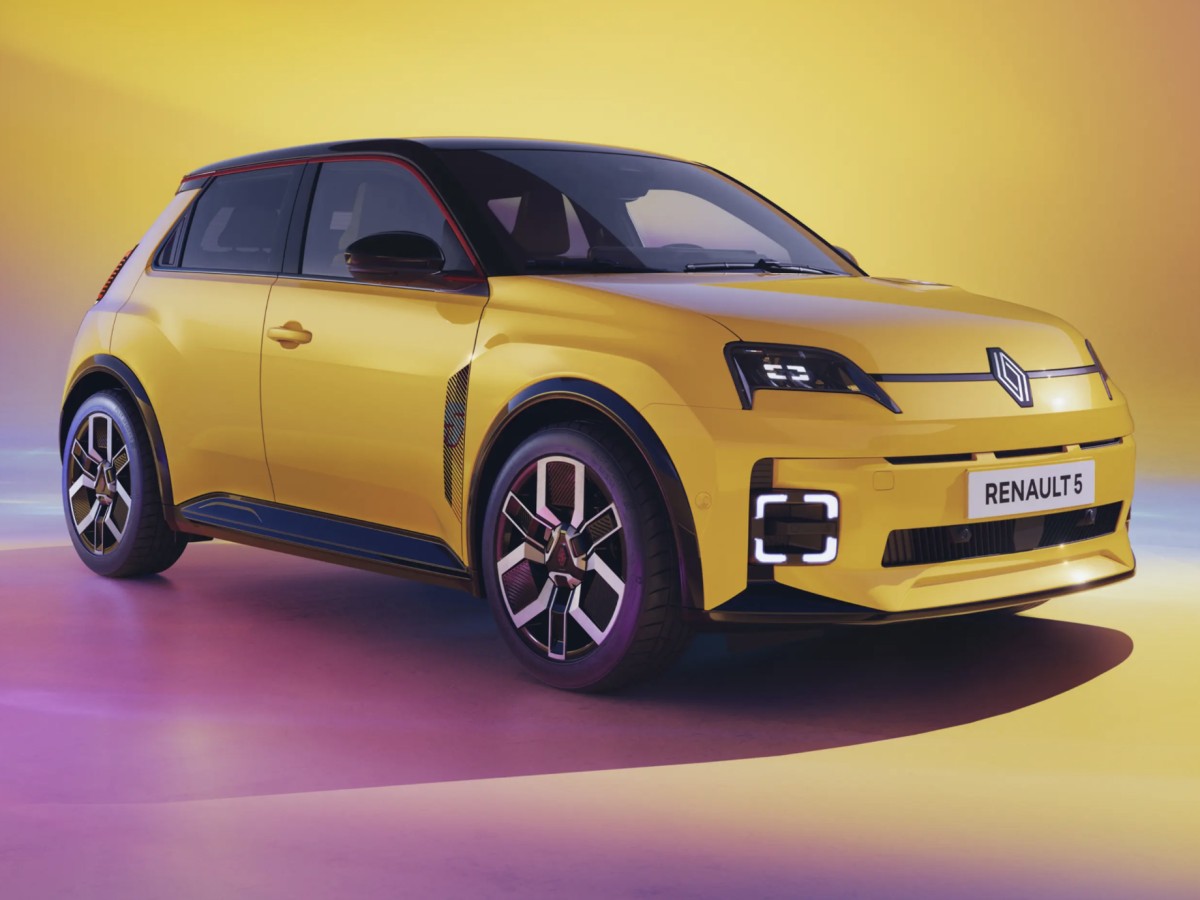 Компактный электрокар Renault 5 E-Tech показали вживую - 4PDA