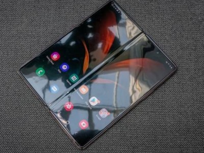       Samsung Galaxy Z Fold 3