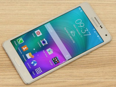  Samsung Galaxy A8 Dual SIM    