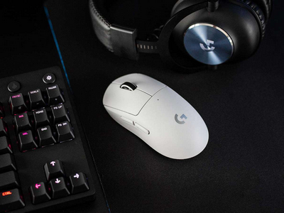 Logitech ,     