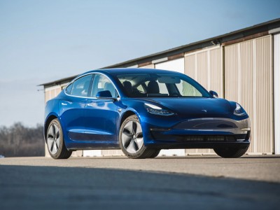   ,    Tesla Model 3  