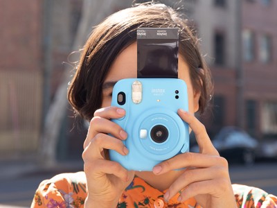   Fujifilm Instax Mini 12:     