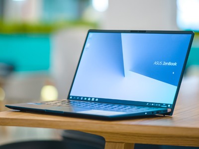  ASUS ZenBook 14:  A4