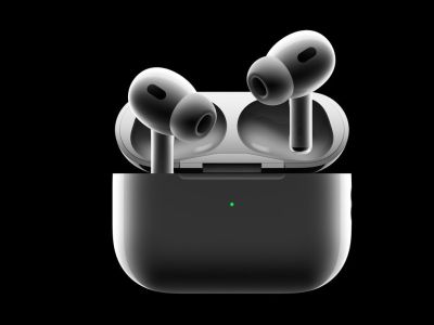 Apple     AirPods