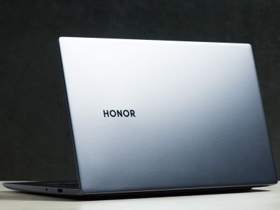  Honor MagicBook X 15:   