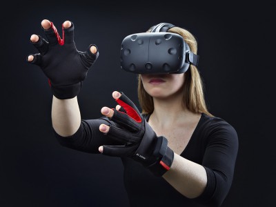 HTC      VR