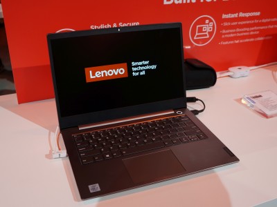 Lenovo    Yoga   Intel Core