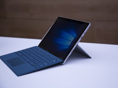 Microsoft       Surface Pro 4  Surface Book 