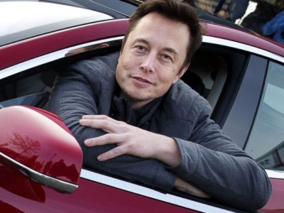Автопилот Tesla подстраивают специально под Илона Маска