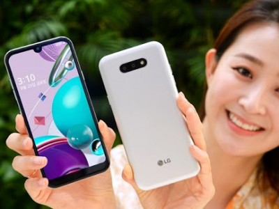   LG Q31    