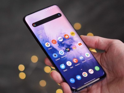  OnePlus 8    DisplayMate