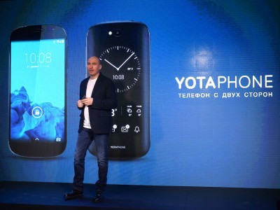 Yotaphone 2   