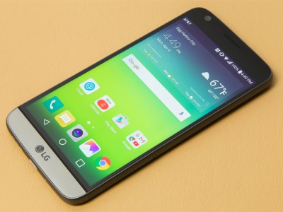 LG G5    Android 7.0 Nougat