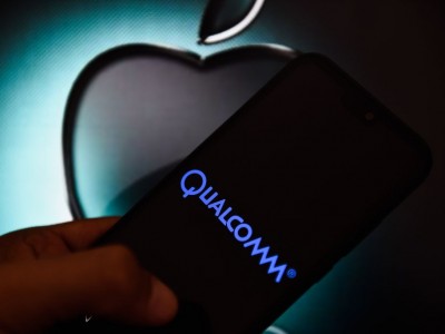  Qualcomm    Apple  1