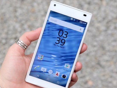 Sony       Xperia Z5 Compact