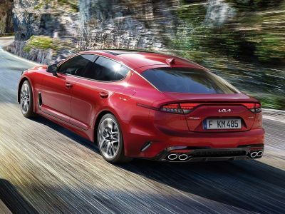 Kia    Stinger 