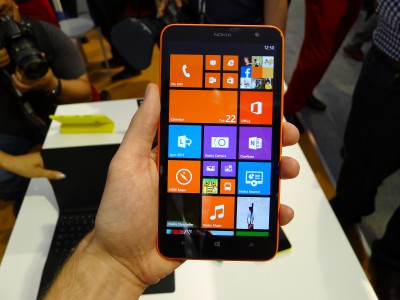 Nokia    Lumia 1320