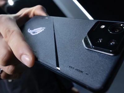    ASUS ROG Phone 9   