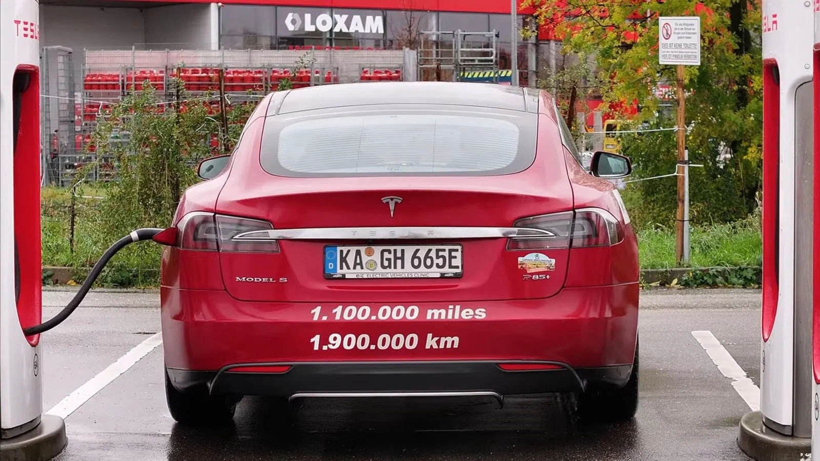 Самая «долгоживущая» Tesla проехала 2 млн км и сменила 13 моторов - 4PDA