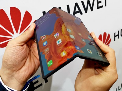  Huawei Mate X    