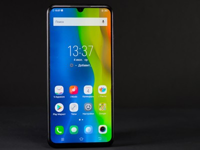  Vivo V11:    