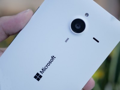 Microsoft Lumia 850   