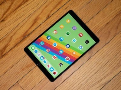     iPad   